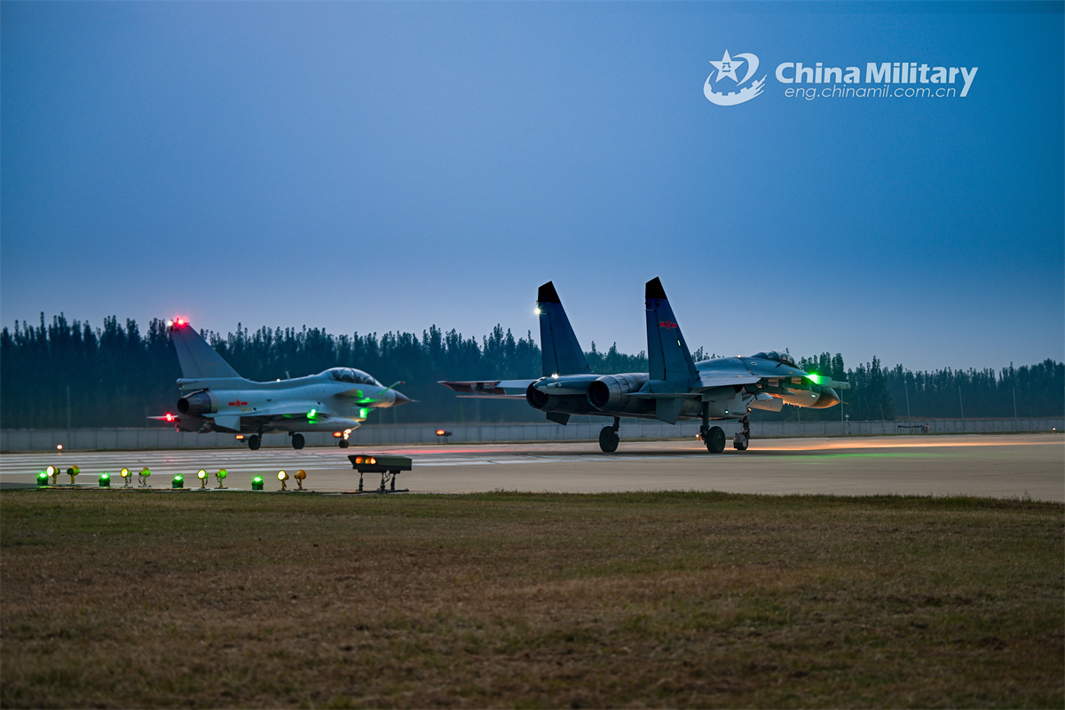 Fighter jets participate in round-the-clock training